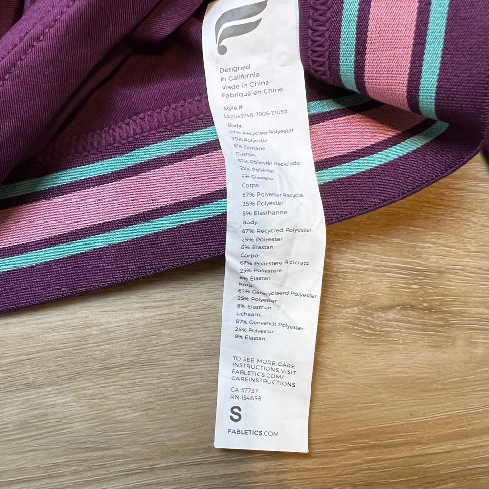 Fabletics Eco-Conscious Front Twist Long Sleeve Crop Top. Size Small. EU… - Picture 9 of 12